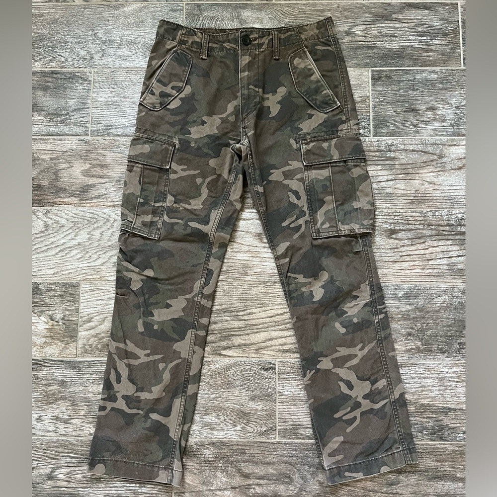Old Navy Camouflage Straight Leg Pants